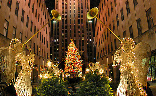 photo: Christmas Tree, Rockefeller Plaza, 2002